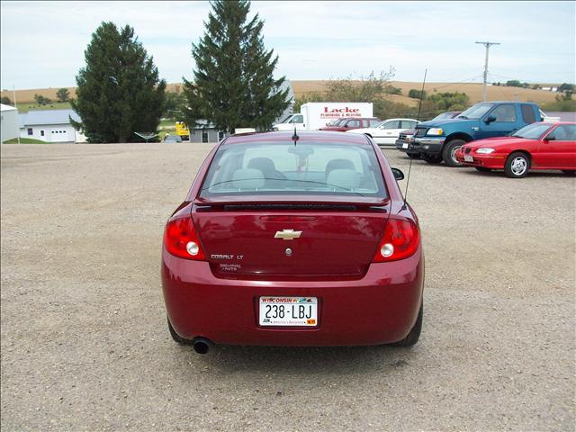 Chevrolet Cobalt 2009 photo 3