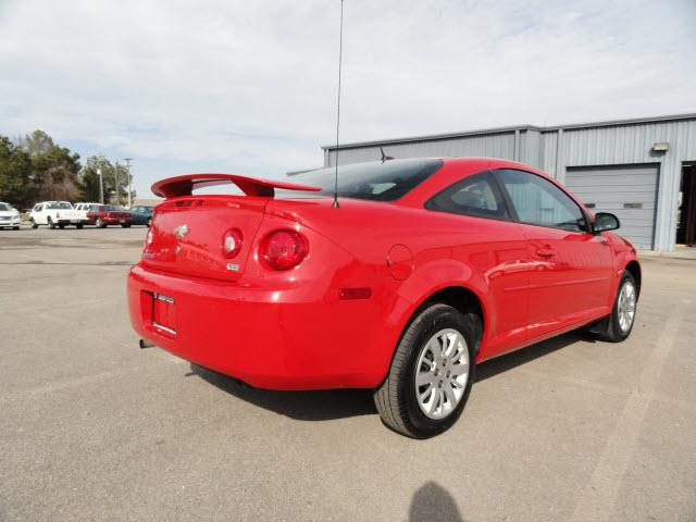 Chevrolet Cobalt 2009 photo 3