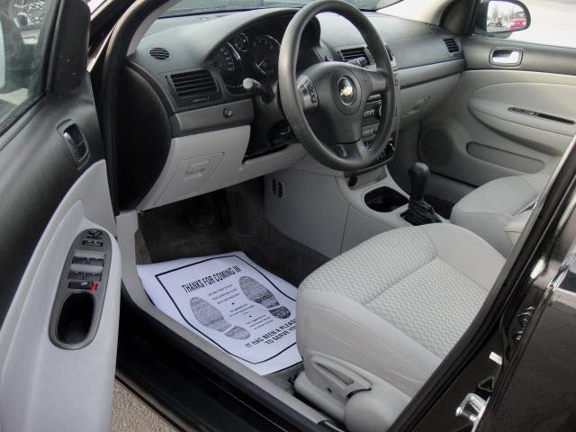 Chevrolet Cobalt 2009 photo 3