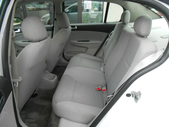 Chevrolet Cobalt 2009 photo 4