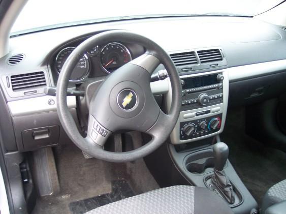 Chevrolet Cobalt 2009 photo 4