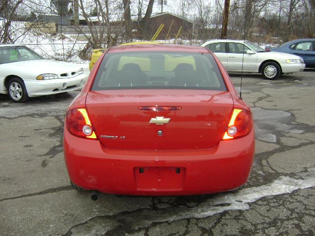 Chevrolet Cobalt 2009 photo 4