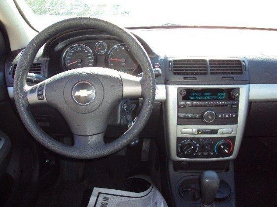 Chevrolet Cobalt 2009 photo 2