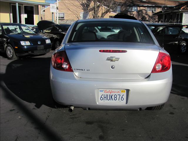 Chevrolet Cobalt 2009 photo 3