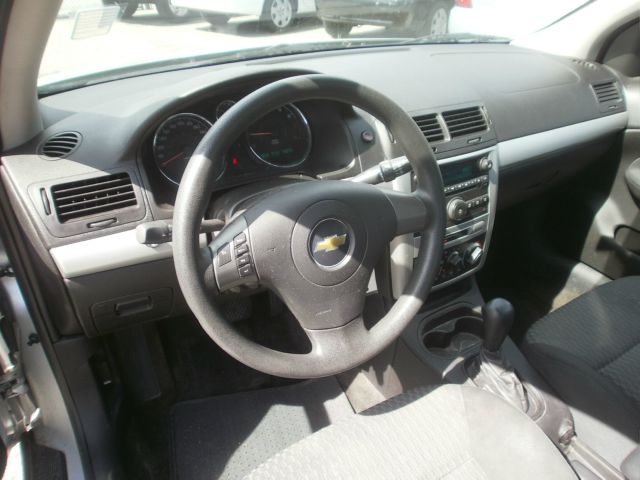 Chevrolet Cobalt 2009 photo 4