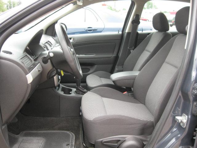 Chevrolet Cobalt 2009 photo 2