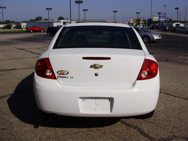 Chevrolet Cobalt 2009 photo 3