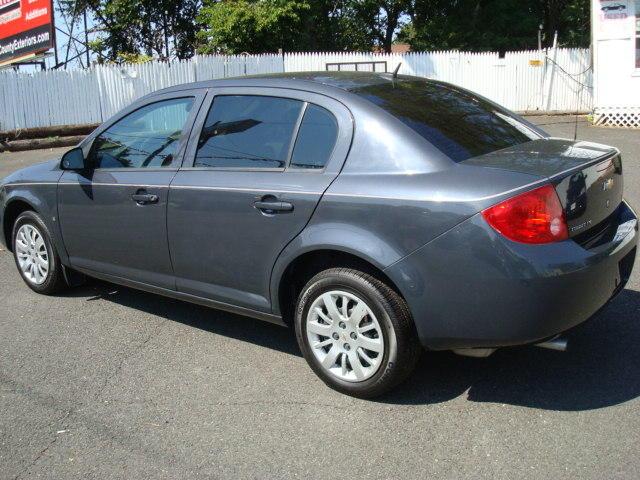 Chevrolet Cobalt 2009 photo 2