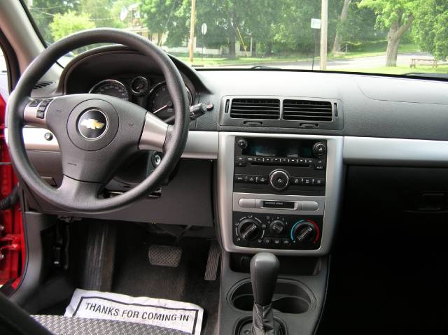 Chevrolet Cobalt 2009 photo 4