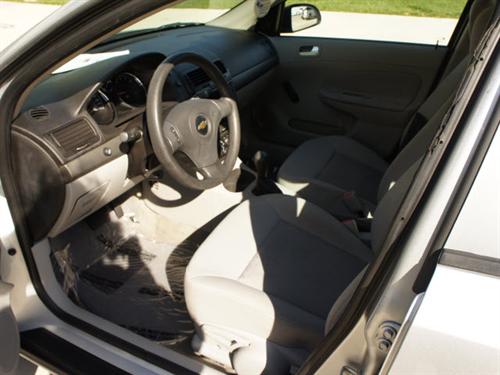 Chevrolet Cobalt 2009 photo 2