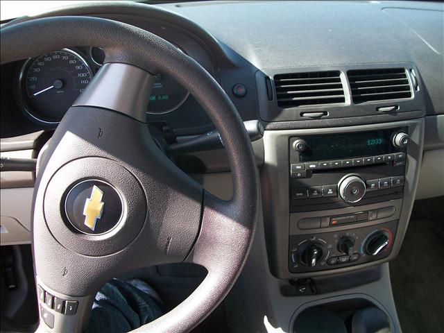 Chevrolet Cobalt 2009 photo 4