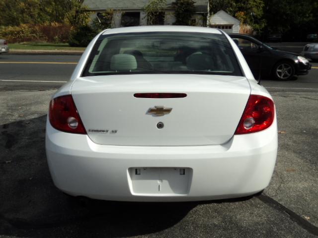 Chevrolet Cobalt 2009 photo 4