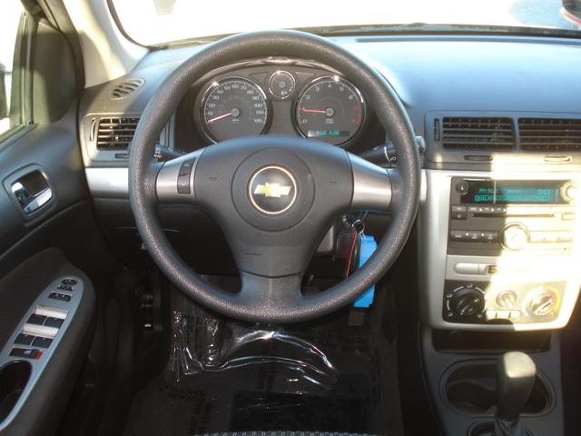 Chevrolet Cobalt 2009 photo 4