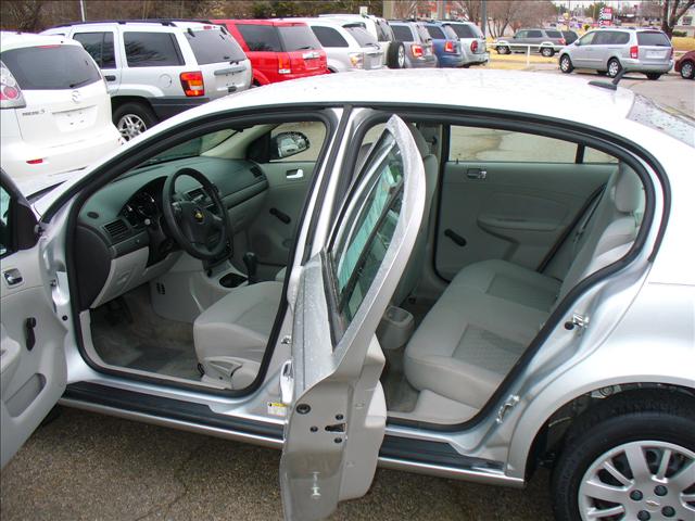 Chevrolet Cobalt 2009 photo 3