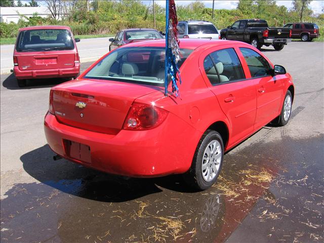 Chevrolet Cobalt 2009 photo 4