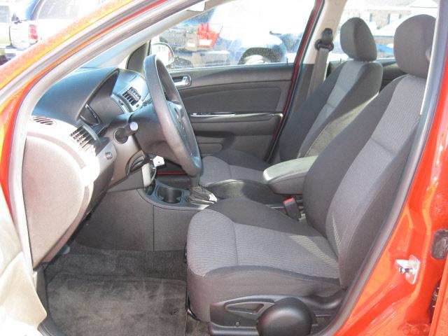 Chevrolet Cobalt 2009 photo 3