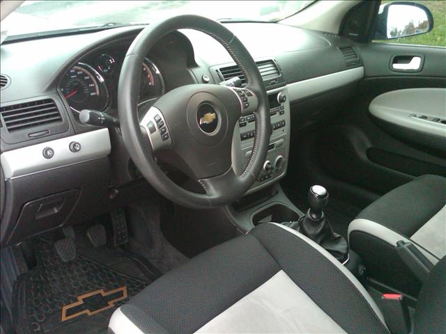 Chevrolet Cobalt 2009 photo 3