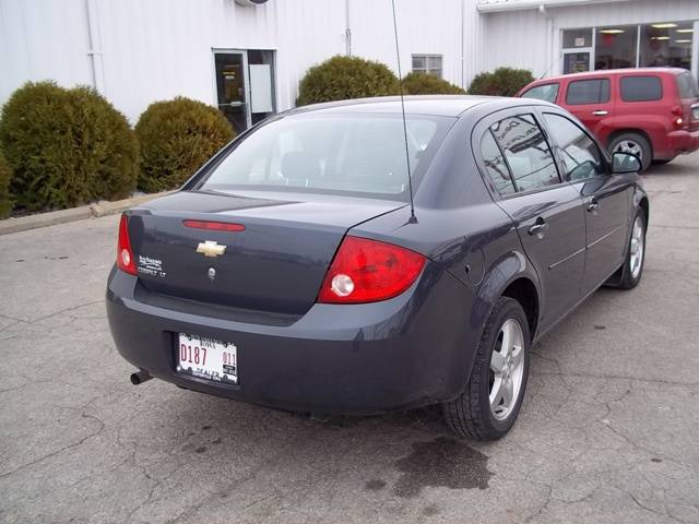 Chevrolet Cobalt 2009 photo 3