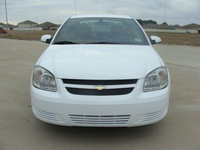 Chevrolet Cobalt 2009 photo 3