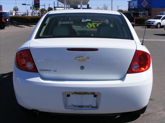 Chevrolet Cobalt 2009 photo 3