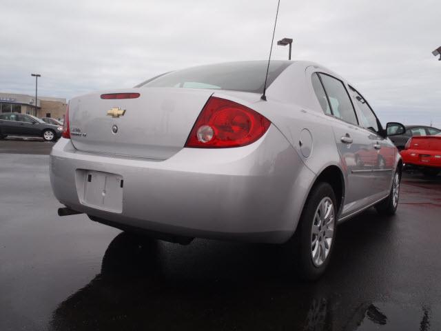 Chevrolet Cobalt 2009 photo 2