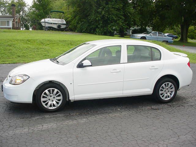 Chevrolet Cobalt 2009 photo 4