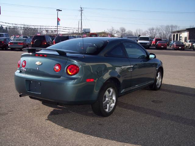 Chevrolet Cobalt 2009 photo 3