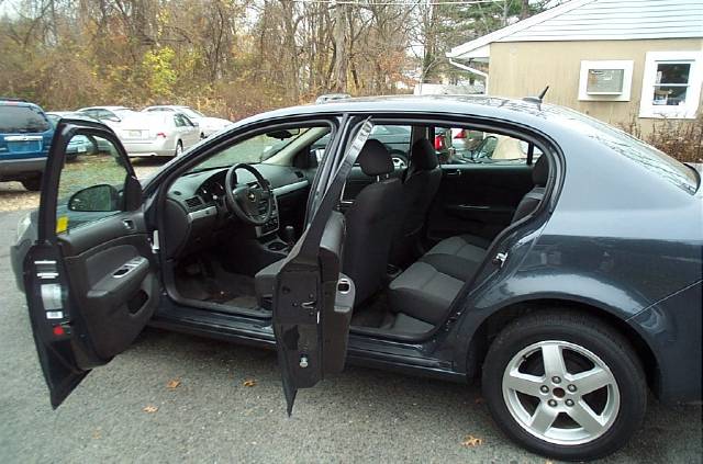 Chevrolet Cobalt 2009 photo 4