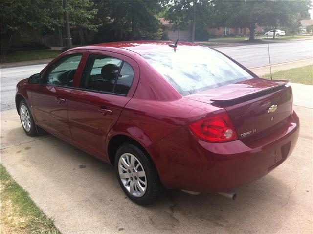 Chevrolet Cobalt 2009 photo 4