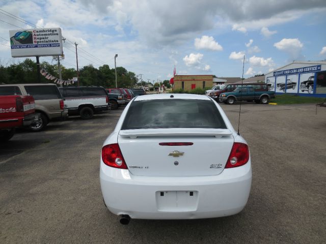 Chevrolet Cobalt 2009 photo 3