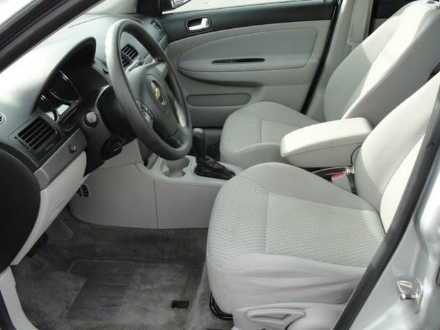 Chevrolet Cobalt 2009 photo 4