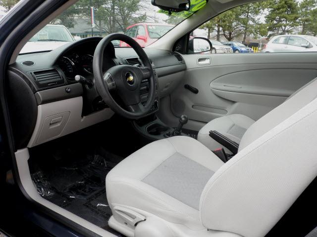 Chevrolet Cobalt 2009 photo 4