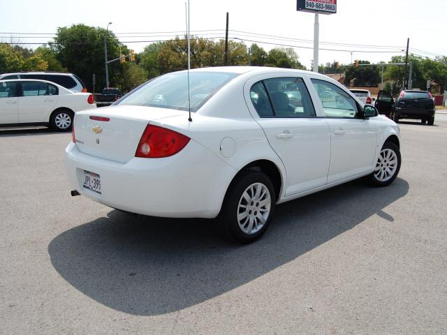 Chevrolet Cobalt 2009 photo 3