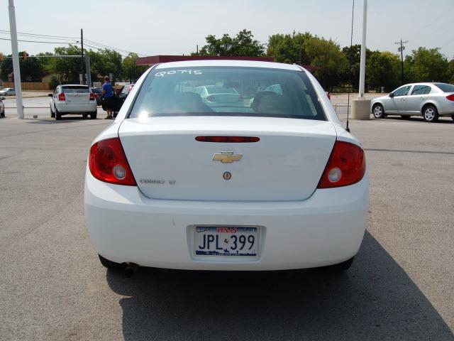 Chevrolet Cobalt 2009 photo 4