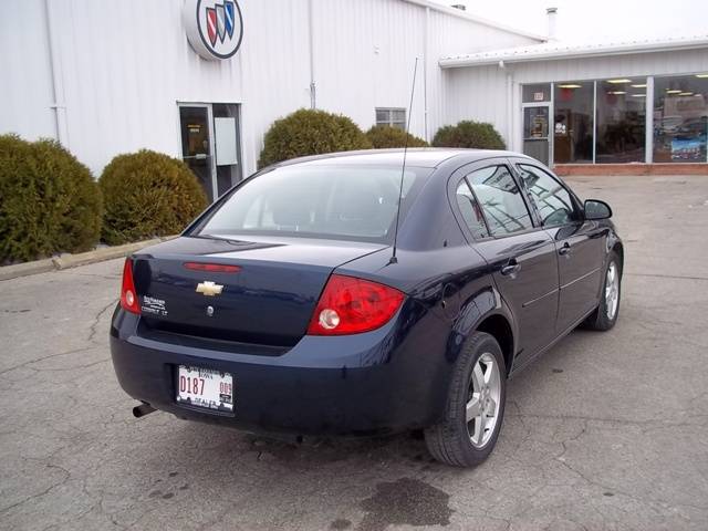 Chevrolet Cobalt 2009 photo 3