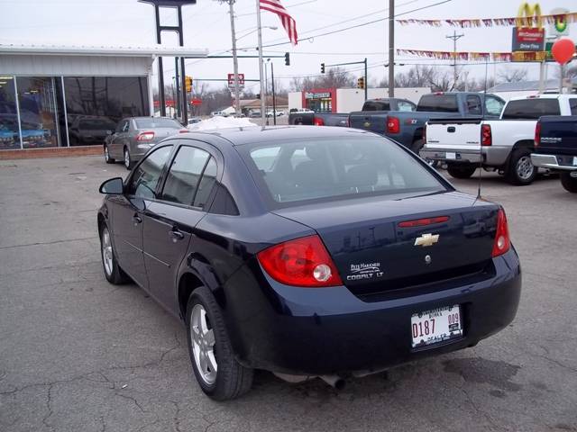 Chevrolet Cobalt 2009 photo 4