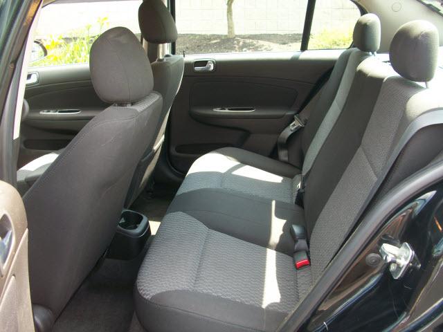 Chevrolet Cobalt 2009 photo 4