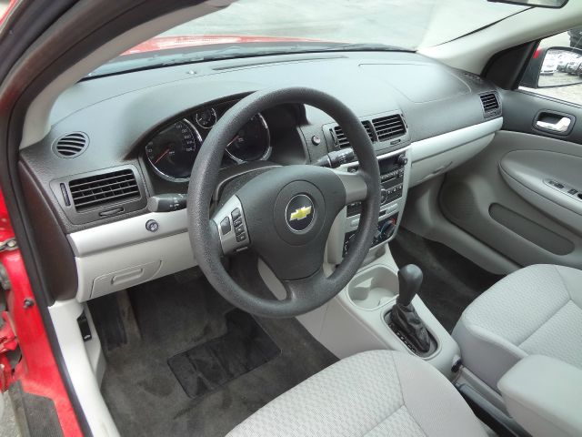 Chevrolet Cobalt 2010 photo 4