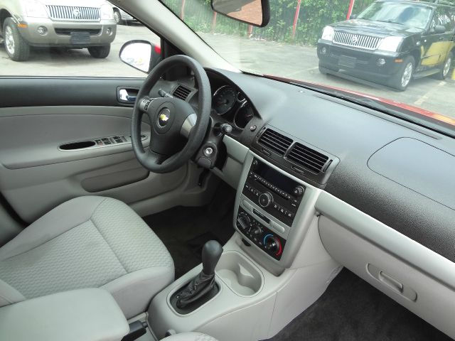 Chevrolet Cobalt 2010 photo 9