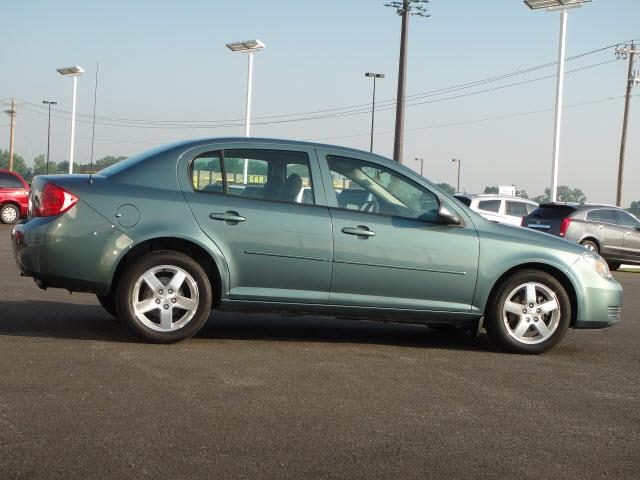 Chevrolet Cobalt 2010 photo 1