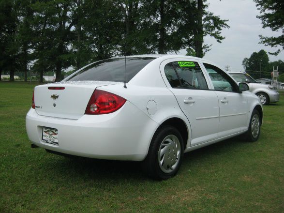 Chevrolet Cobalt 2010 photo 3