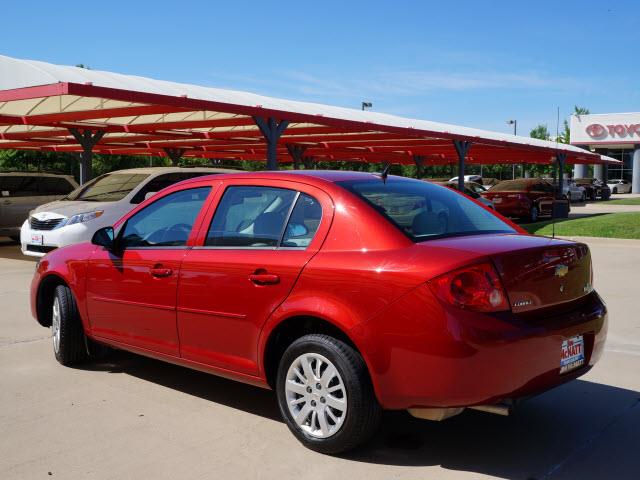 Chevrolet Cobalt 2010 photo 4