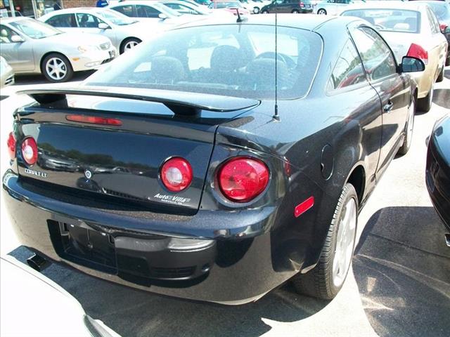 Chevrolet Cobalt 2010 photo 3