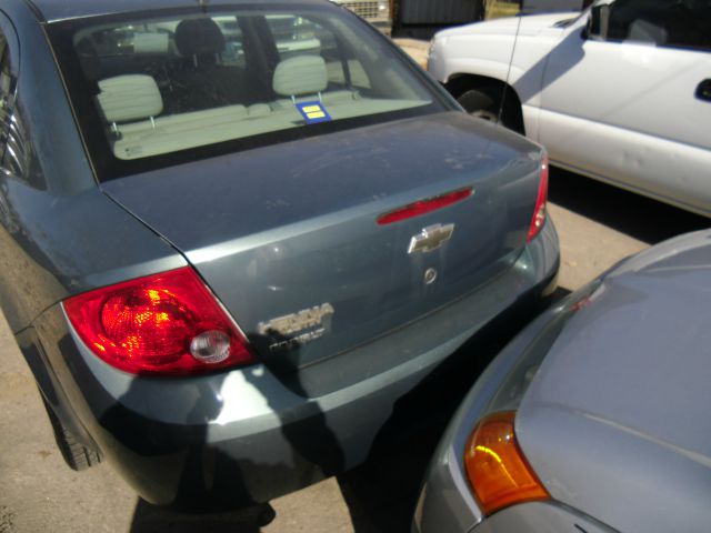 Chevrolet Cobalt 2010 photo 3