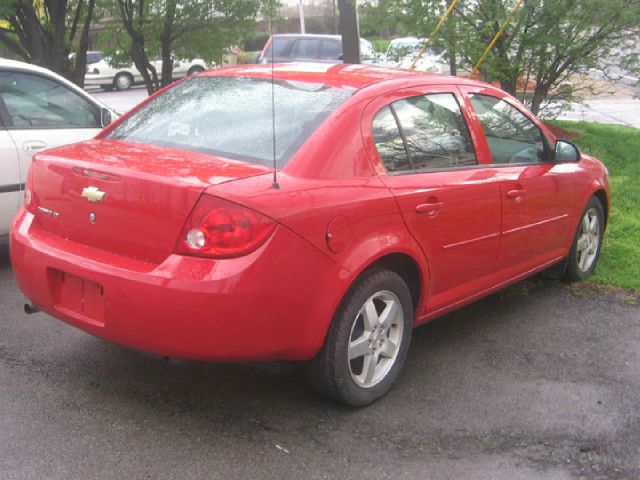 Chevrolet Cobalt 2010 photo 3