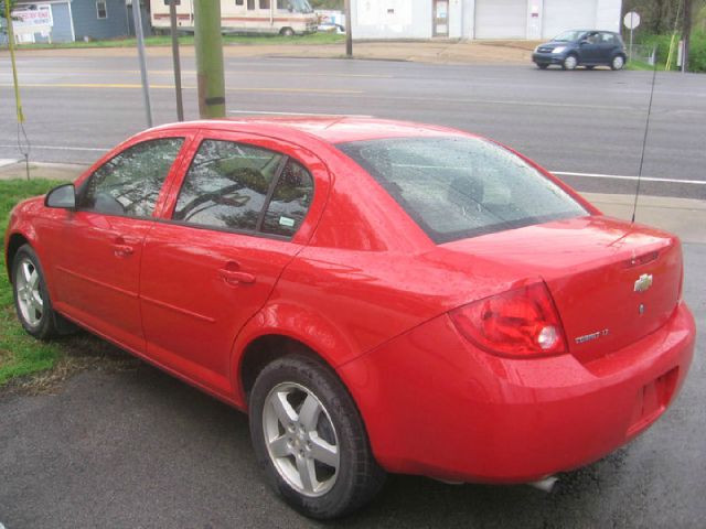 Chevrolet Cobalt 2010 photo 4