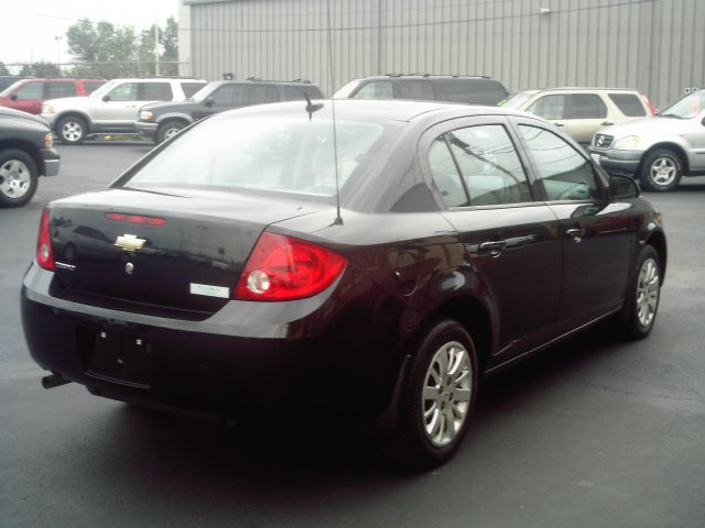 Chevrolet Cobalt 2010 photo 1