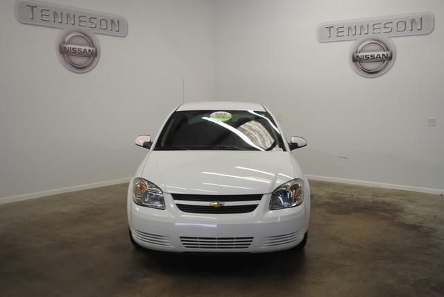 Chevrolet Cobalt 2010 photo 1