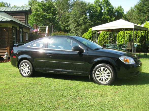 Chevrolet Cobalt 2010 photo 2