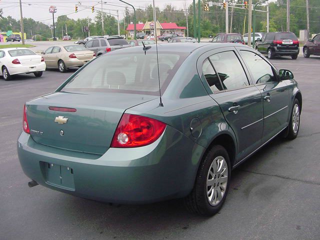 Chevrolet Cobalt 2010 photo 1